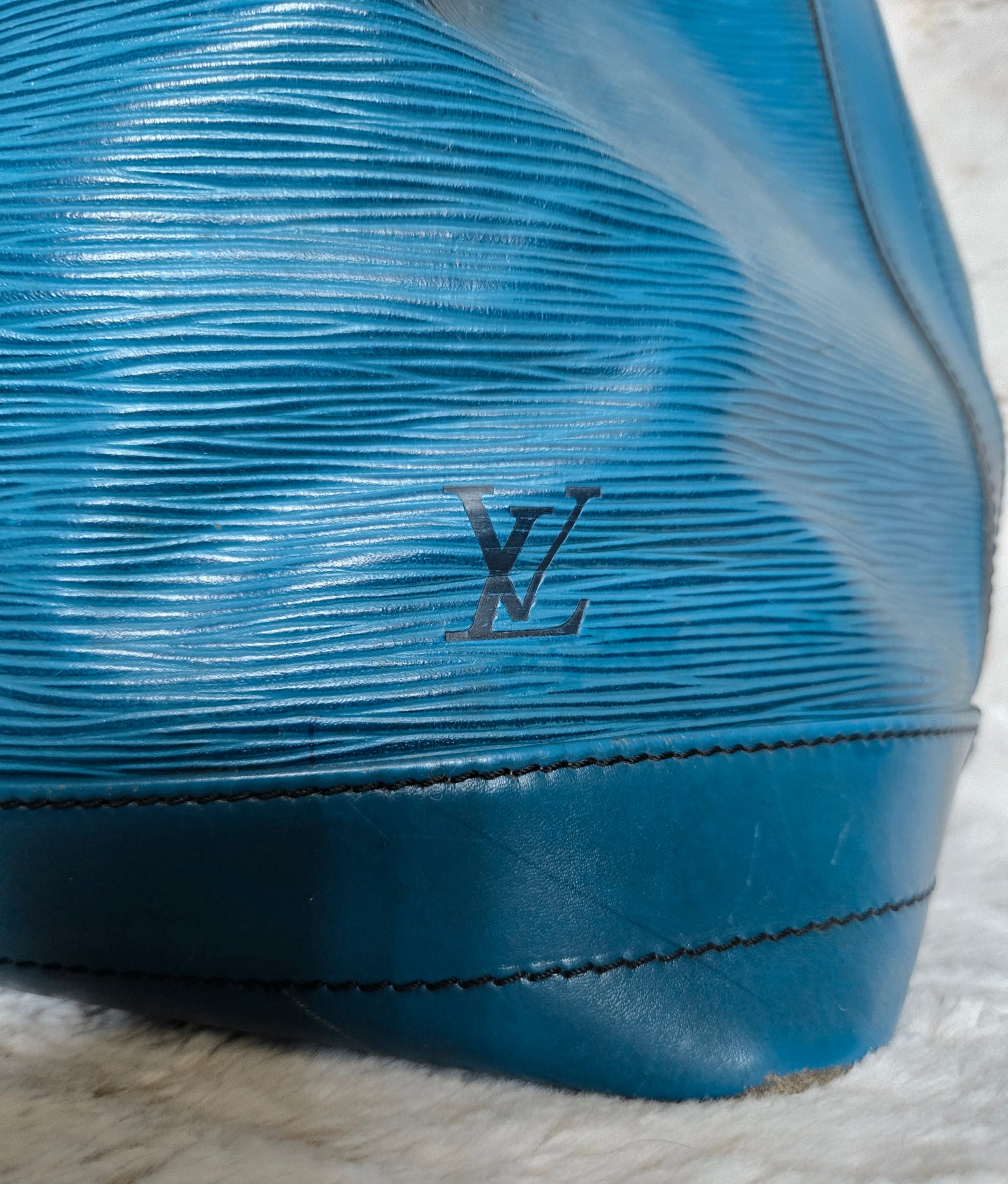 LOUIS VUITTON Shoulder Bag Leather blue Epi Noe