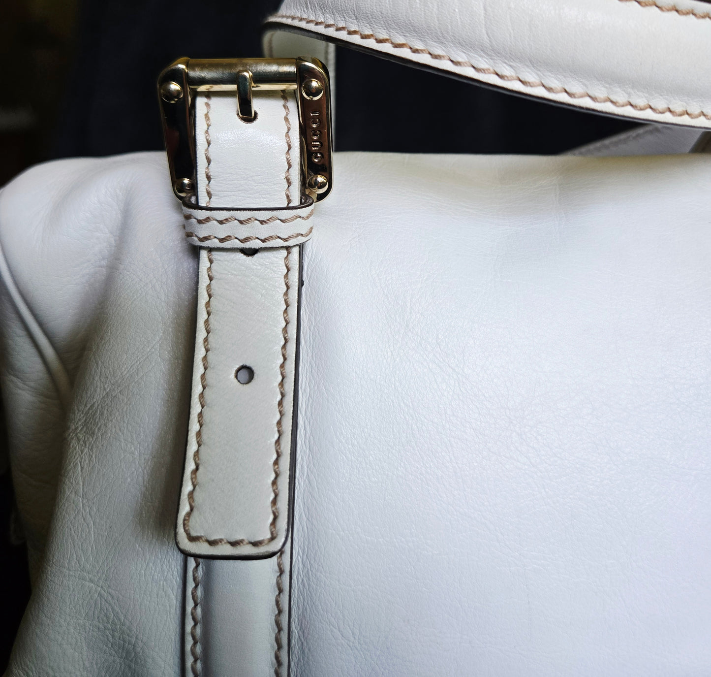 Gucci Britt GG Logo Leather Shoulder Duffle Bag in White