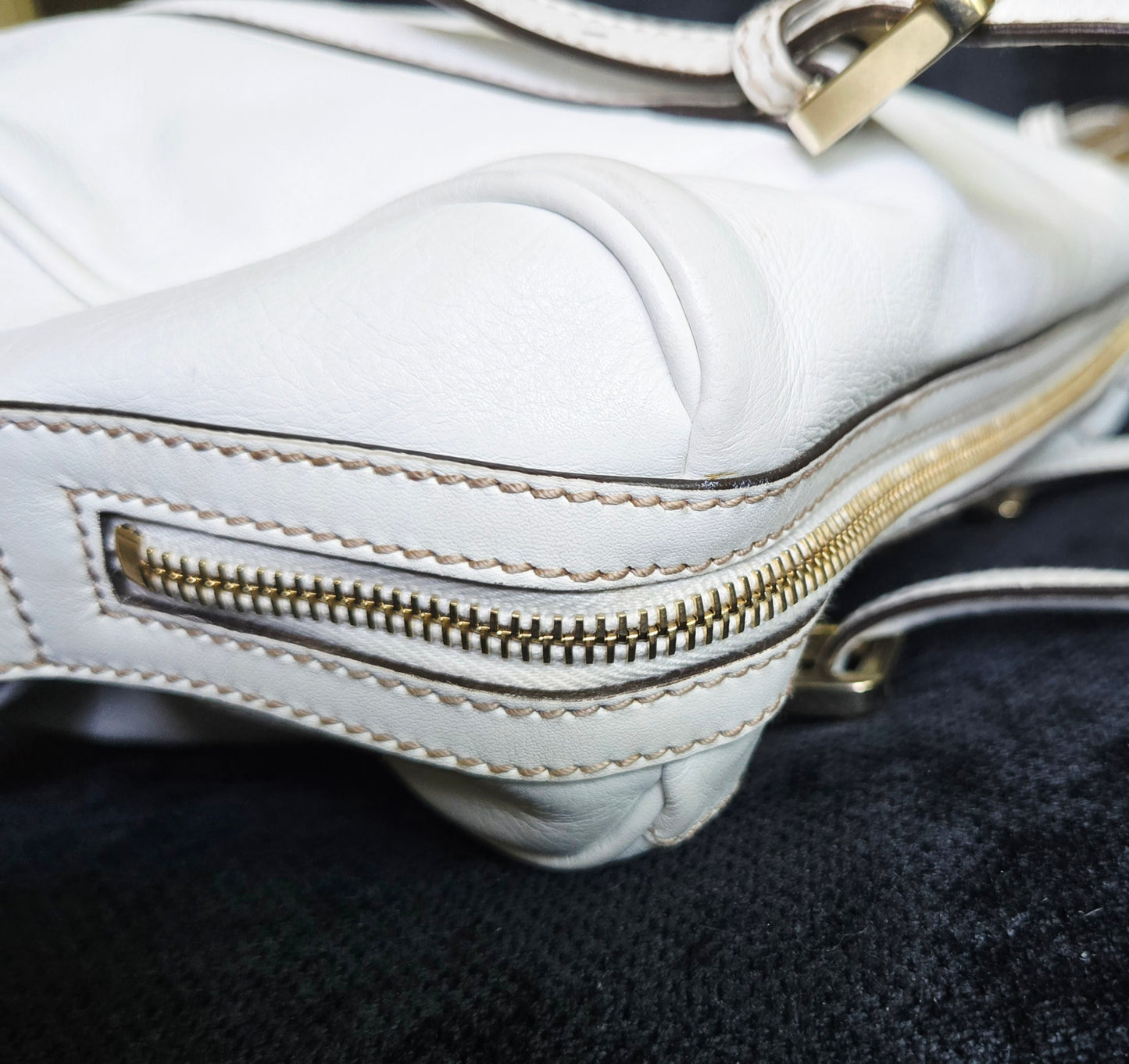 Gucci Britt GG Logo Leather Shoulder Duffle Bag in White