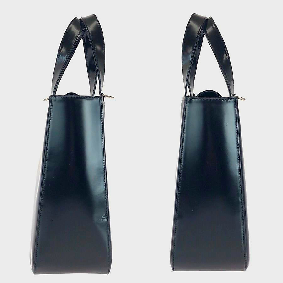 GUCCI Interlocking G Black Patent Leather Silver Hardware Vintage Top Handle Bag