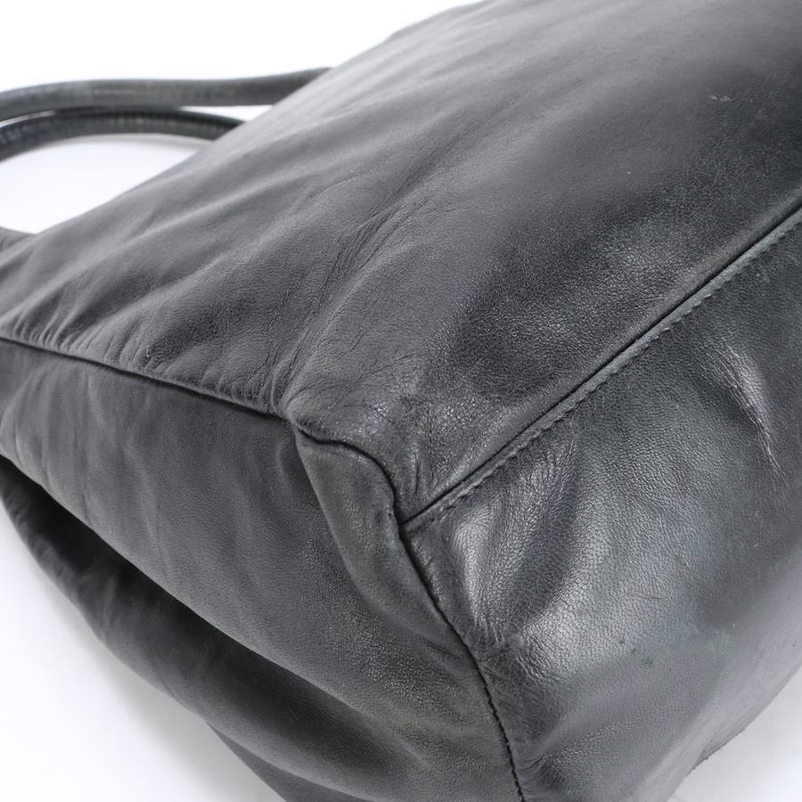 Prada handbag leather black