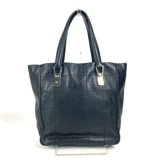 Chanel Caviar Square leather tote